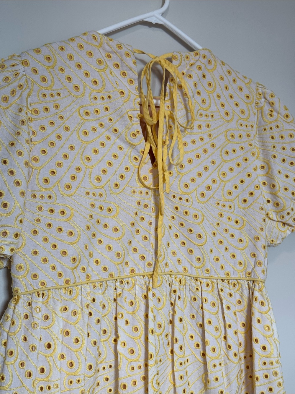 ELLIATT Ambiance Dress Eyelet Mini L - Picture 6 of 14